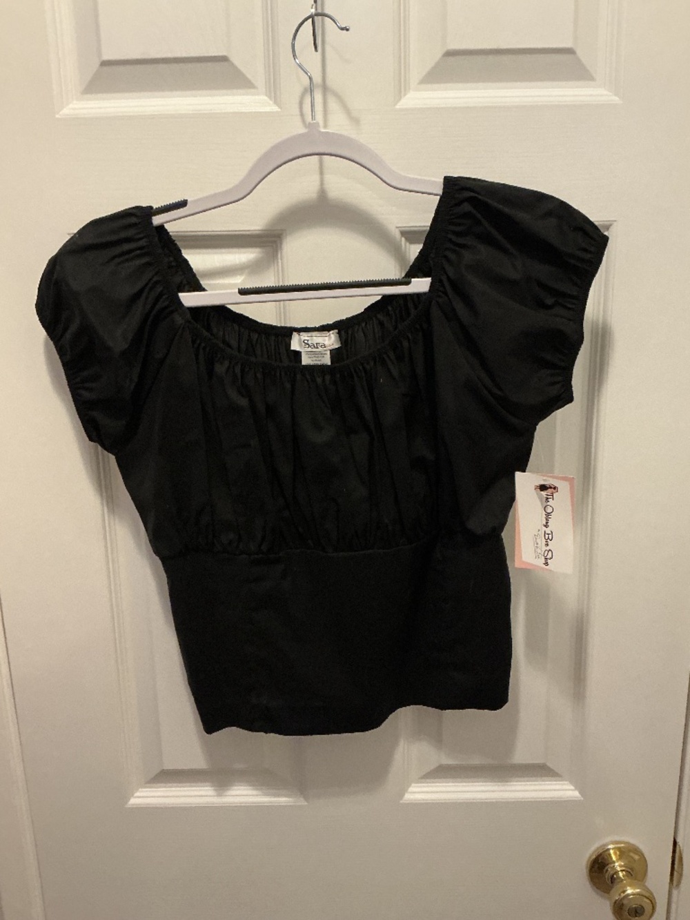 Sara black top